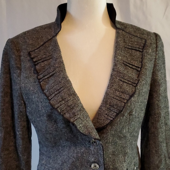 WHITE HOUSE BLACK MARKET WOMEN'S BLAZER SIZE 6 - Picture 2 of 11